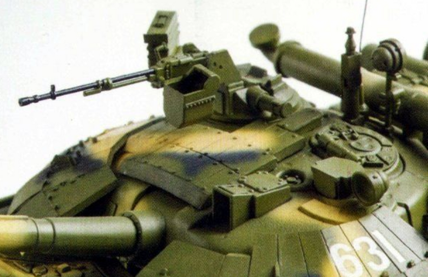 Збірна модель 1:35 танка Т-64БМ 'Булат' MK212 фото