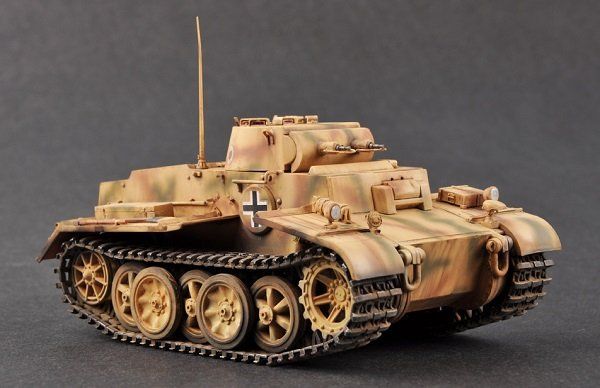 Pz.Kpfw. I Ausf. F (VK1801) - 1:35 HB83805 фото