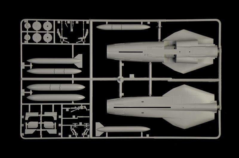 Збірна модель літака MiG-27/MiG-23BN Flogger 1/48, Italeri 2817, гелікоптери та вертольоти ITL2817 фото