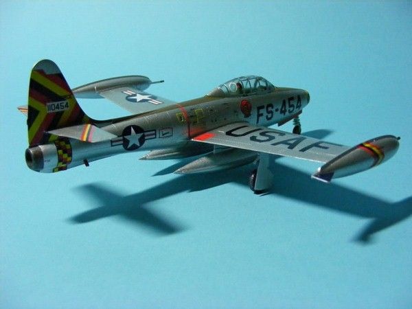 F-84G Thunderjet - 1:72 HB80247 фото