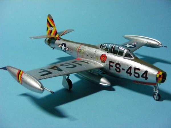 F-84G Thunderjet - 1:72 HB80247 фото