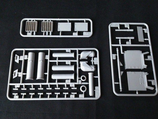 M1A1/A2 Abrams - 1:35 TRU01535 фото