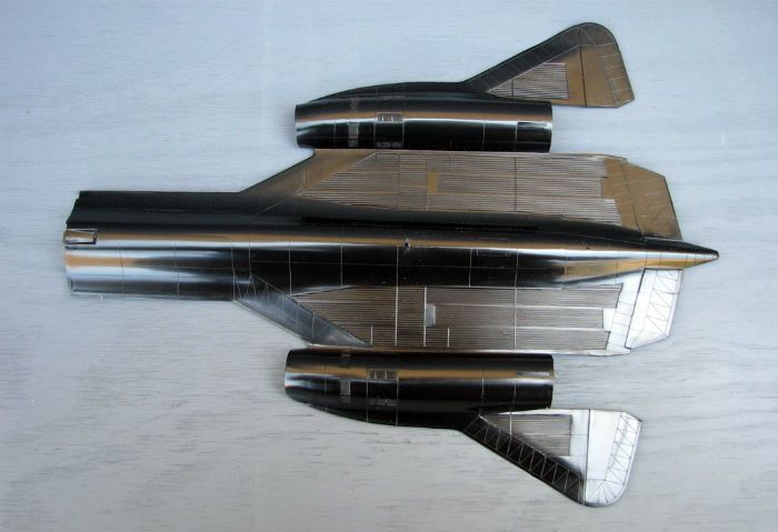 Сборная модель 1:72 самолета-разведчика SR-71 Blackbird ITL0145 фото
