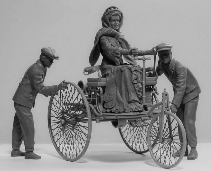 Збірна модель 1:24 автомобіля Benz Patent-Motorwagen 1886 ICM24041 фото