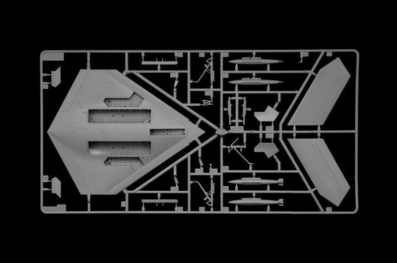 Збірна модель Italeri x-47B - 1:72 масштабна з пластику, гелікоптери та вертольоти ITL1421 фото