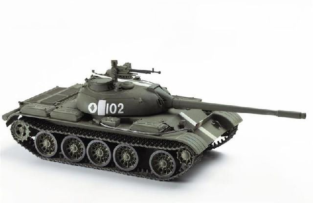 Збірна модель 1:35 танка Т-54А MK238 фото